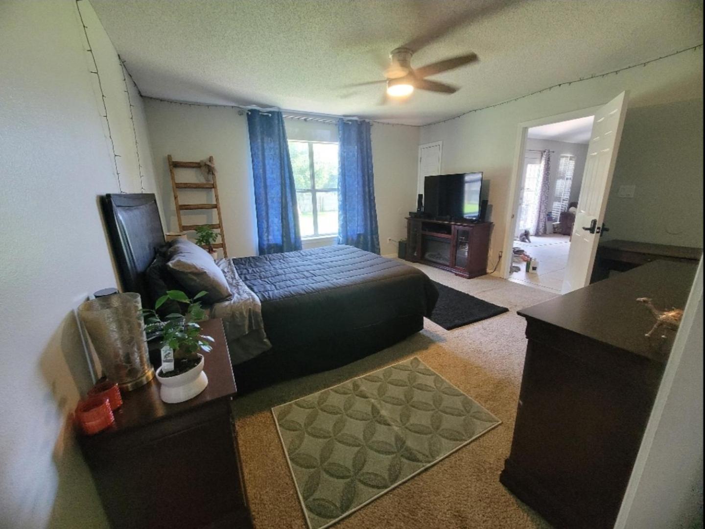 Bedroom Four Minutes From Beach 彭萨科拉 客房 照片